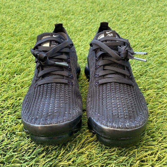 Nike Air VaporMax Flyknit 3 - Picture 3 of 5